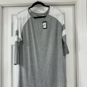 Avenue Gray Top with White Accents NWT